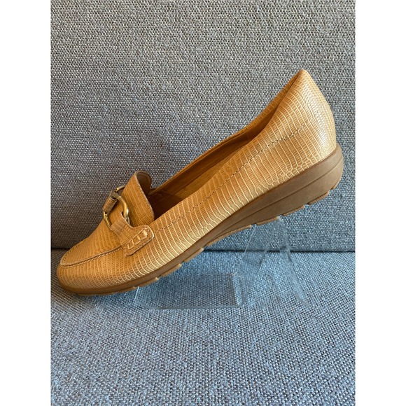 Easy Spirit womans loafer size 9.5W tan Seavienta leather upper reptile textured - Picture 6 of 12